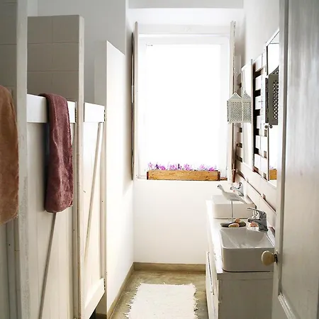 Aloha House H Carcavelos (Lisbon)