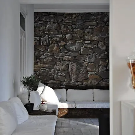 Aloha House H * Carcavelos (Lisbon)