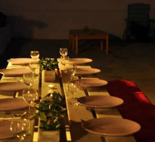 Aloha House H * Carcavelos (Lisbon)